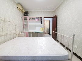 歡樂谷世紀東方城精裝兩居室 拎包入住的理想選擇